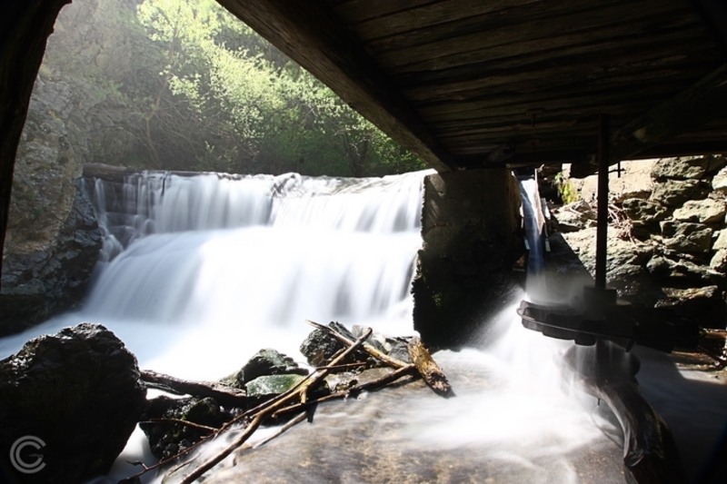 sub o moara din Rudaria