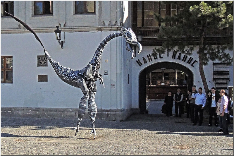 dinozauri_serban_vornicu_02