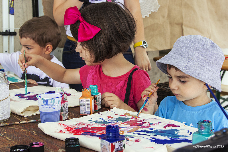 FEELING BLUE OR RED?