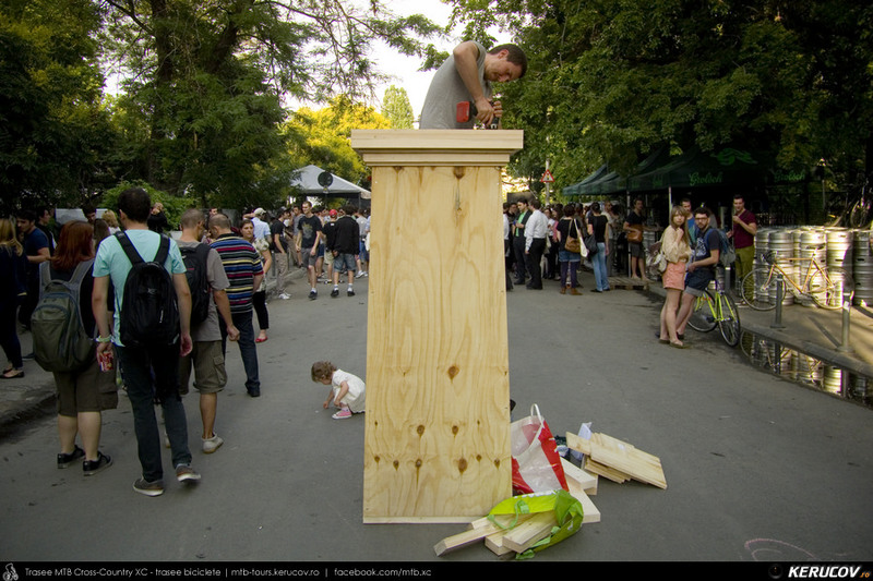 kerucov_2013_street_delivery_bucuresti_17