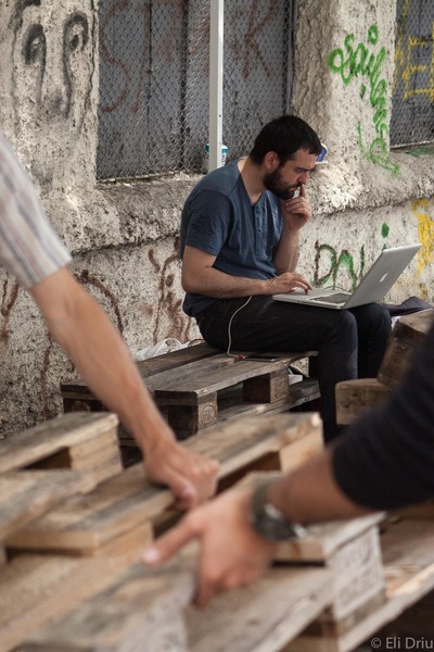 976296_10201250871895457_573840750_o