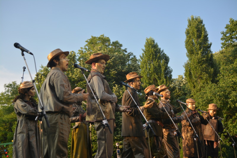 Fior d'amor in Bucuresci