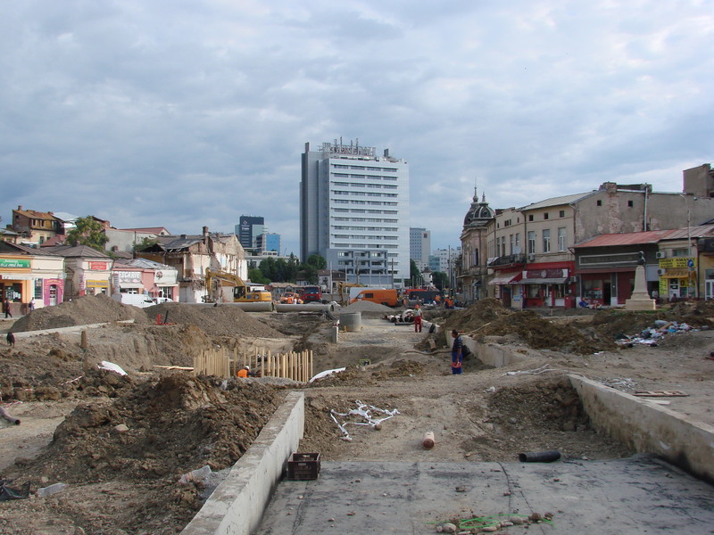 dsc05813_pe-buzesti-spre-pta-victoriei