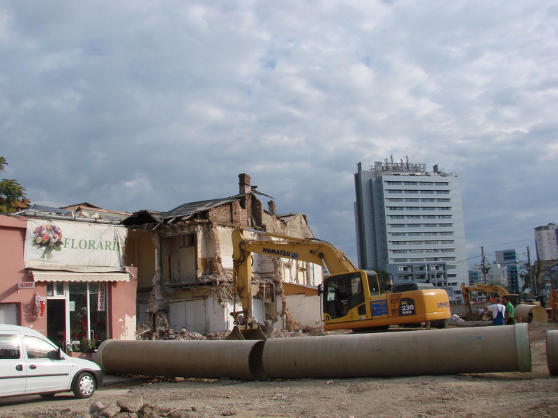 dsc05828_demolarile continua