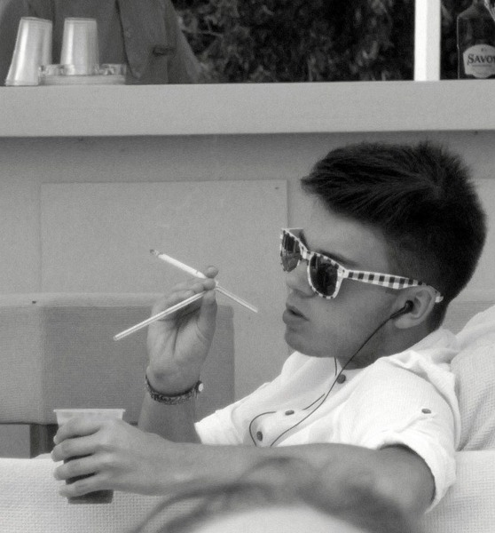 1013508_620781124606609_746477061_n