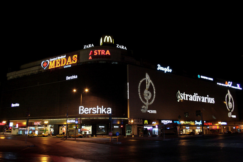 9482143789_63816f32b6_b