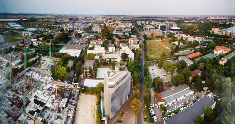 20130815__d704310-edit