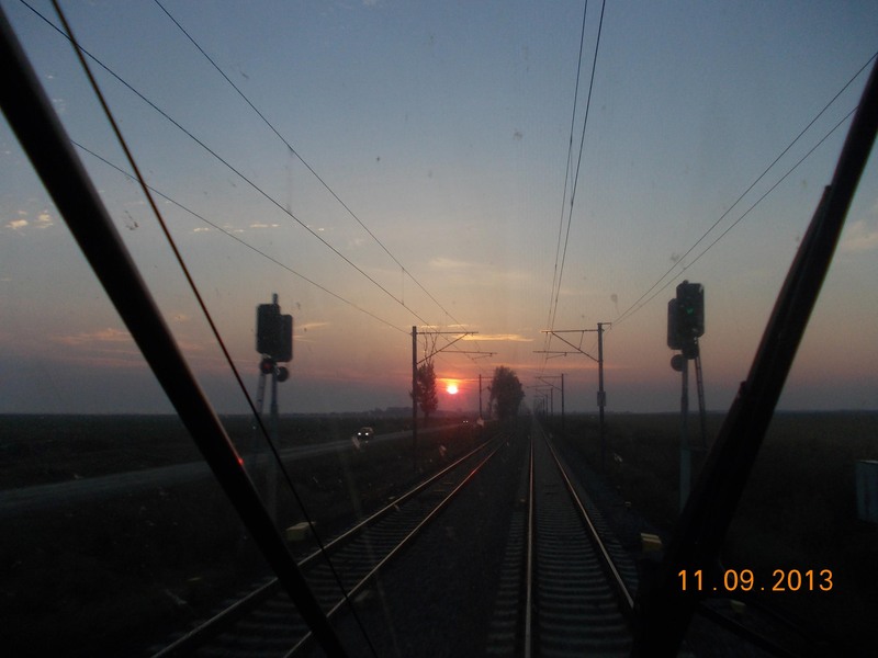 Conductorul "Sagetii" era un pasionat de fotografie si ne-a lasat sa facem fotografii din cabina lui 