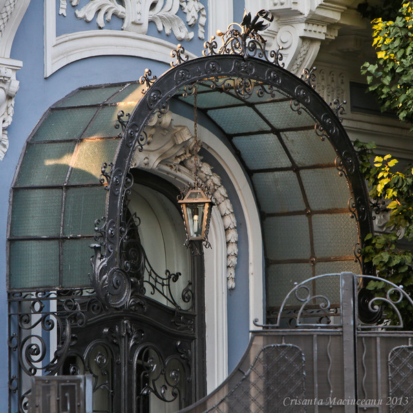 copertina vitrata si felinarul