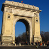 Arcul de Triumf in zi de sarbatoare