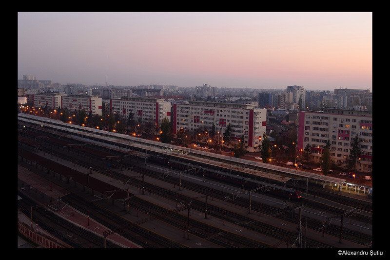 trainstation-lines-dsc_5411-prel