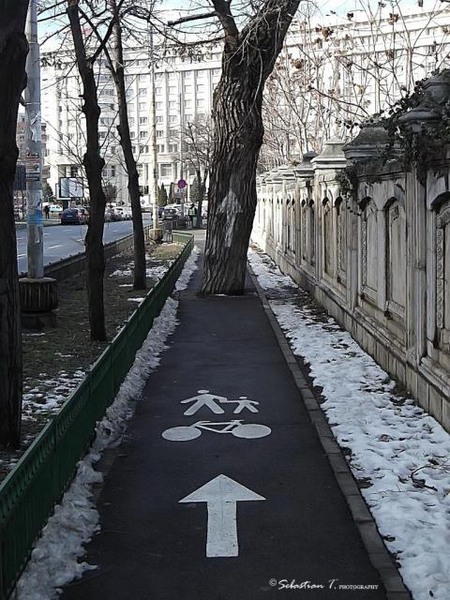 Cu toata viteza inainte ...