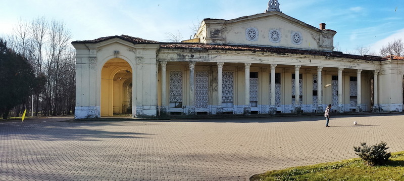 Teatrul de vara Bazilescu