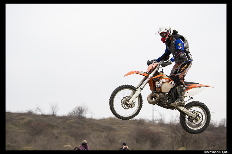 over-it-dsc_6327-prel