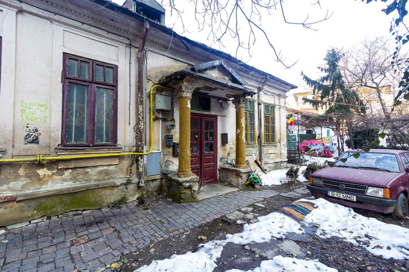 Lizeanu - Universitate