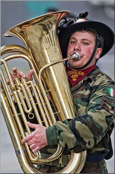 serbanvornicu_fanfare_27