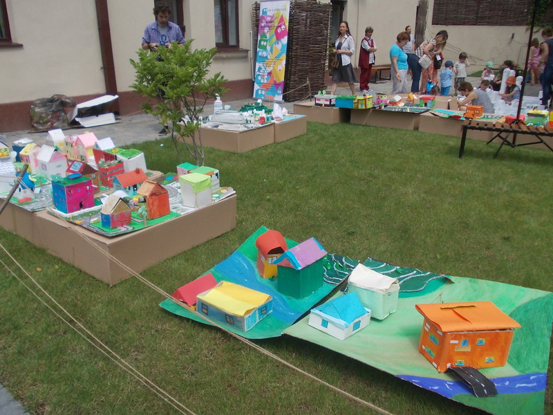 street-delivery-2014-095