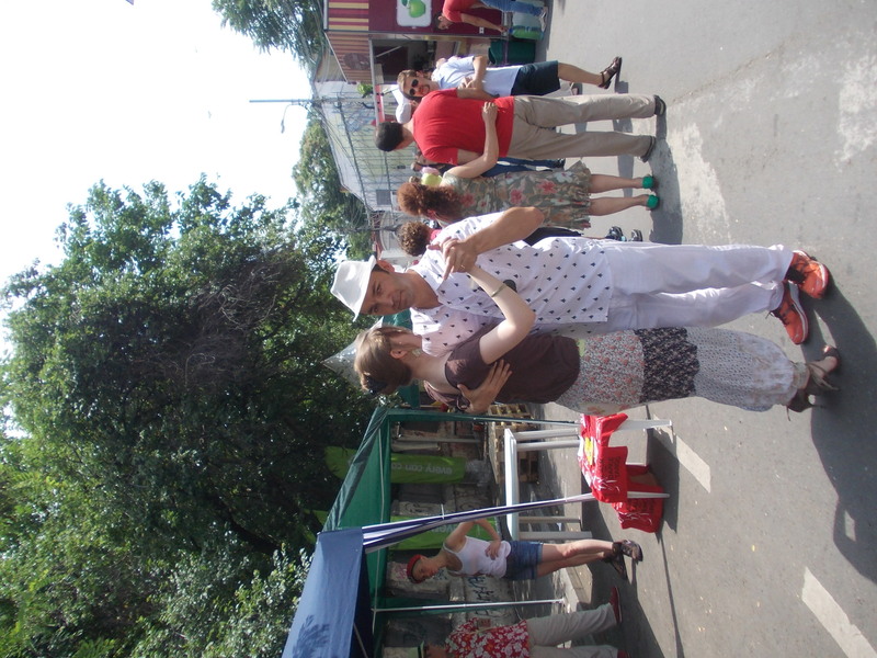 street-delivery-2014-153