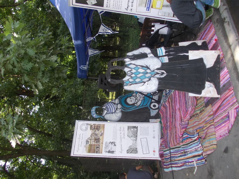 street-delivery-2014-182