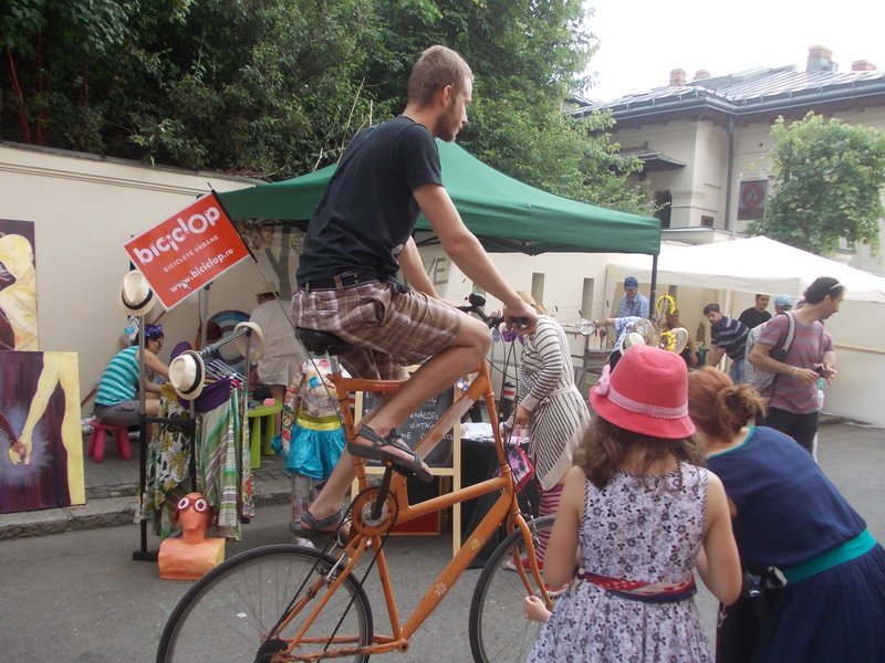 street-delivery-2014-220