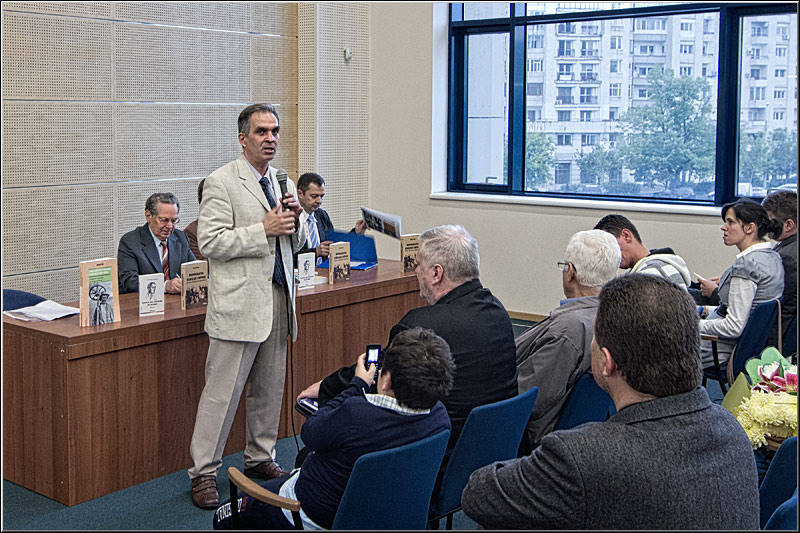 vornicu-serban-nocturnabibliotecilor_02