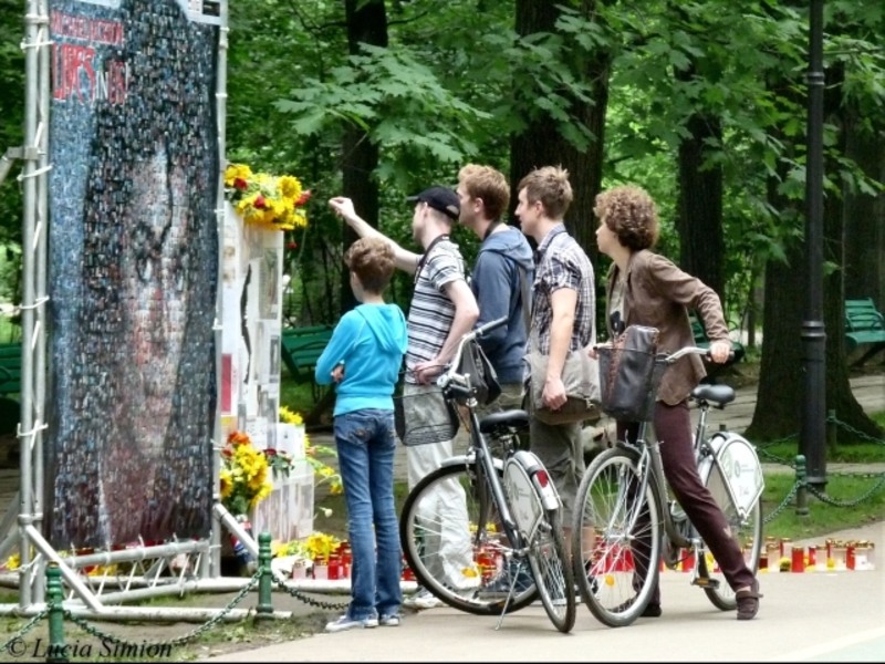 2-lucia-simion-love-for-michaels-music-2010