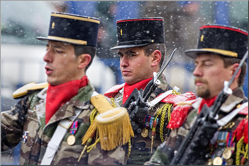 serban_vornicu-fizionomiimilitare_07