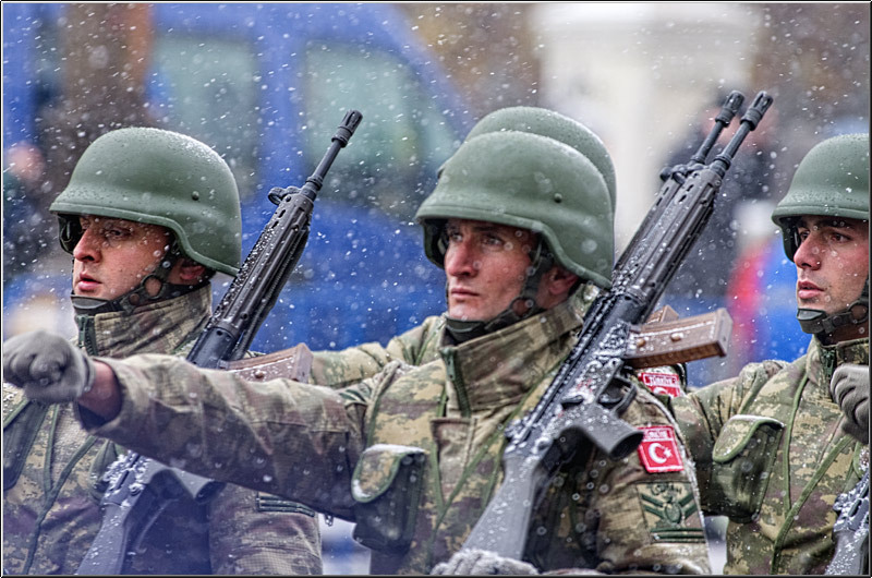 serban_vornicu-fizionomiimilitare_11