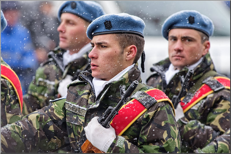 serban_vornicu-fizionomiimilitare_18