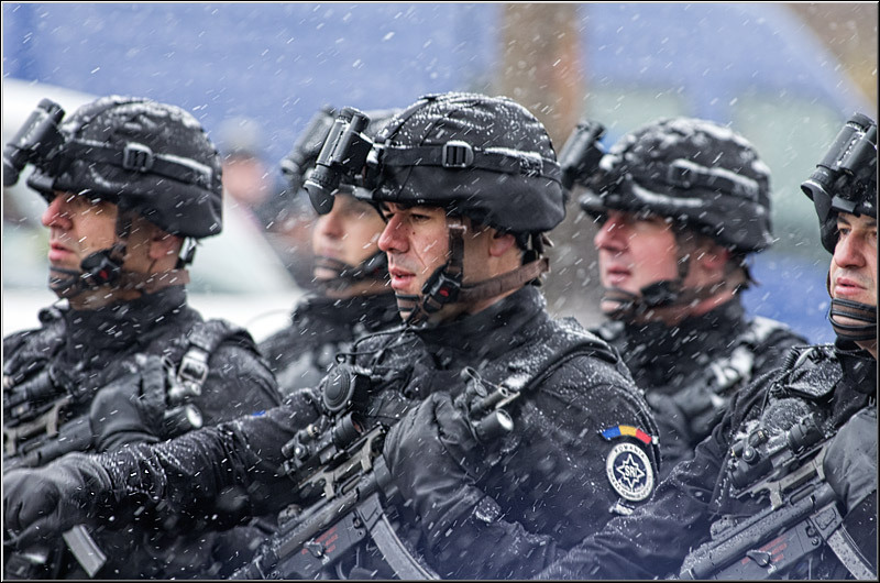 serban_vornicu-fizionomiimilitare_31